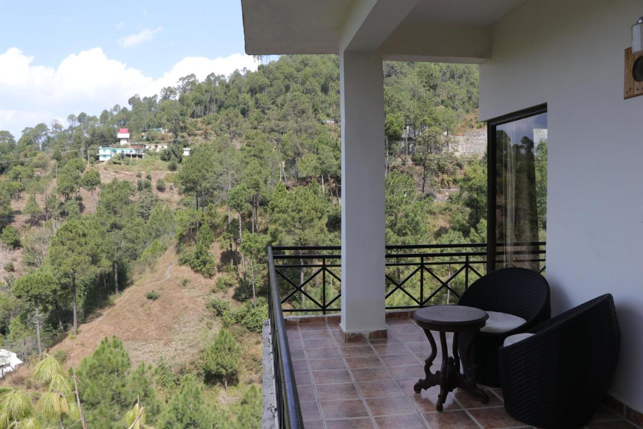 Maple Resort Chail Exterior foto